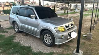 Mitsubishi Pajero 2004