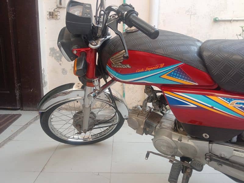 Honda CD 70 6