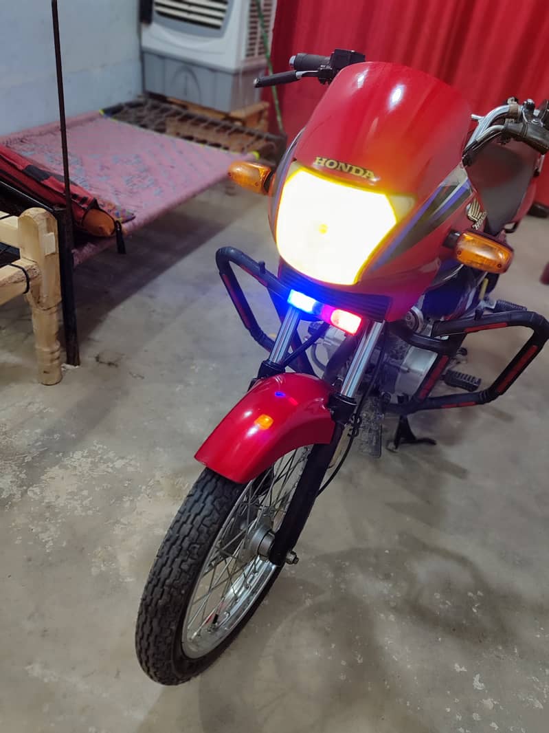 Need money. want to sale Honda 125 full fresh 2015. Mardan Register. 0