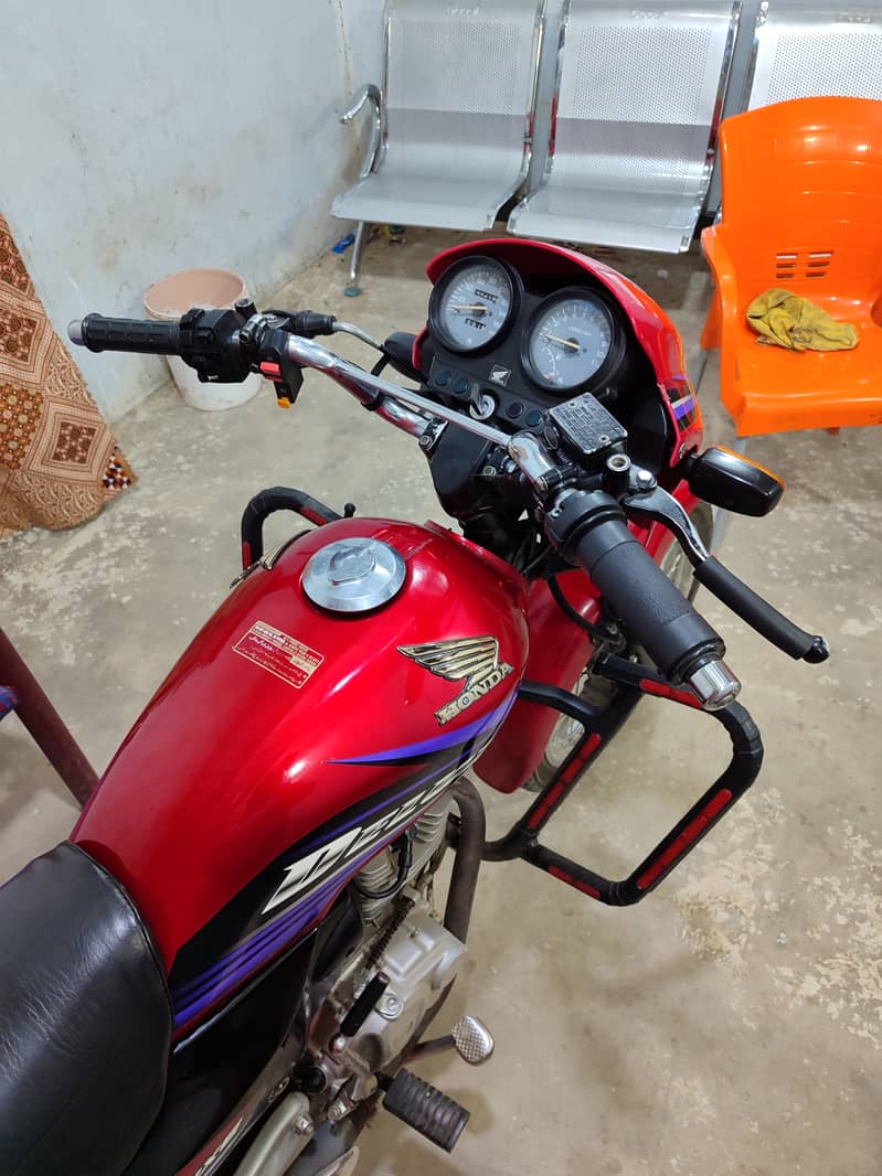 Need money. want to sale Honda 125 full fresh 2015. Mardan Register. 3