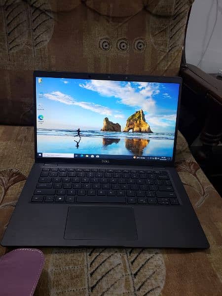 Dell i5 10th generation. Latitude 7410.8/256 GB 0