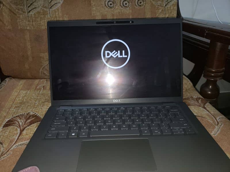 Dell i5 10th generation. Latitude 7410.8/256 GB 2