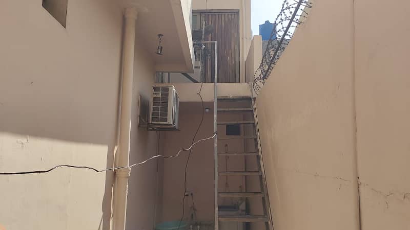 14 Marla beautiful house like a brand new house for sale at the prime location of Johar town 17