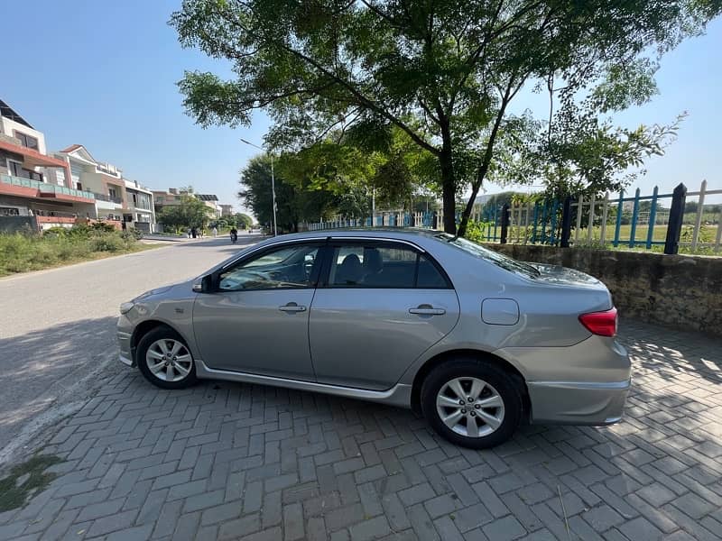 Toyota Corolla GLI 2013 6