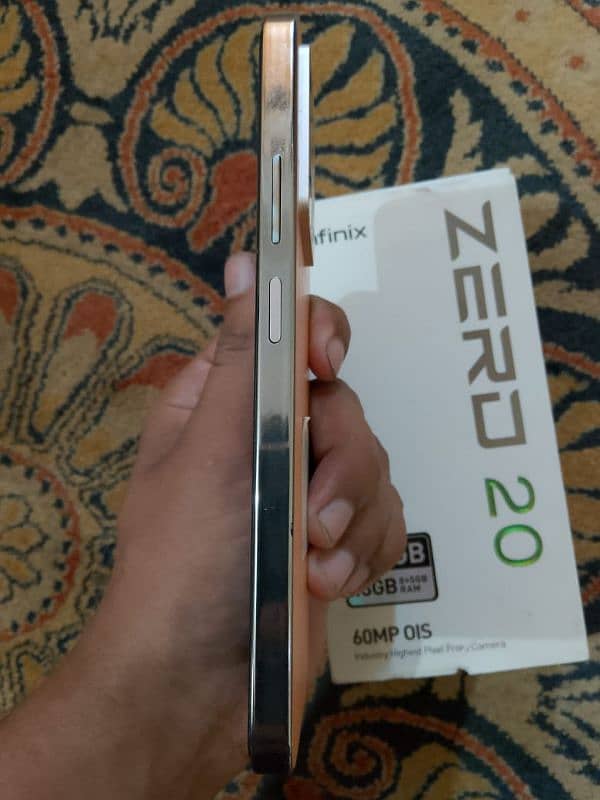 infinix zero 20 with box and  charger  full  box ha 2