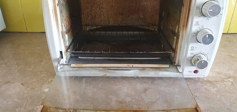 Electric oven 1