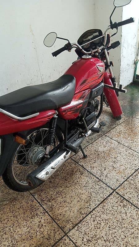 Honda pridor bike 100cc 3