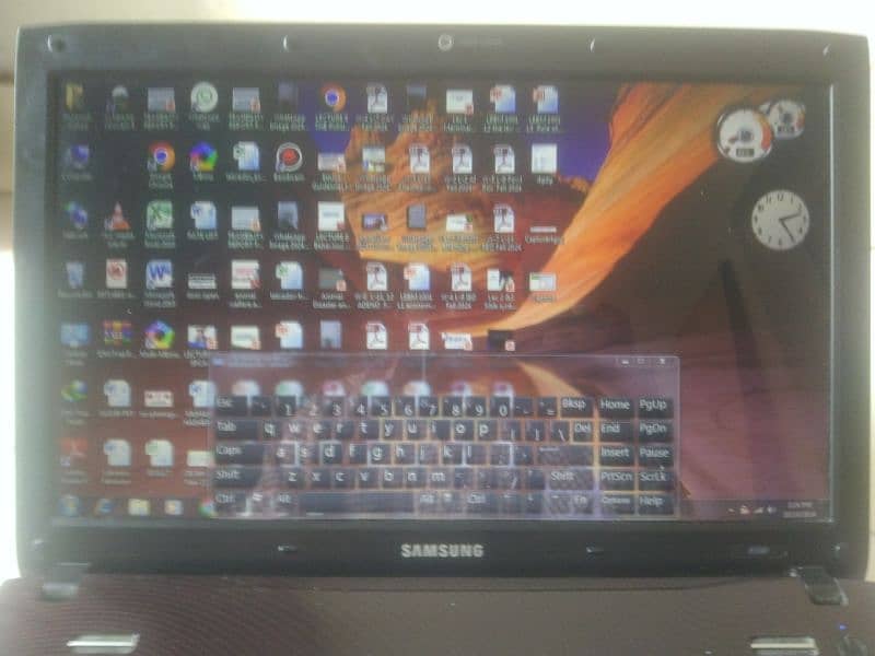 Samsung R580 For Sale 2