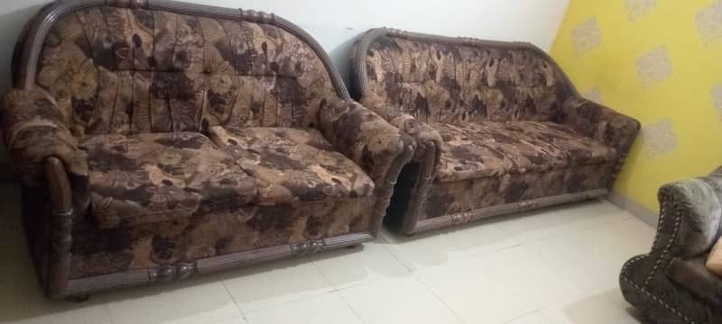 sofa for sale 0