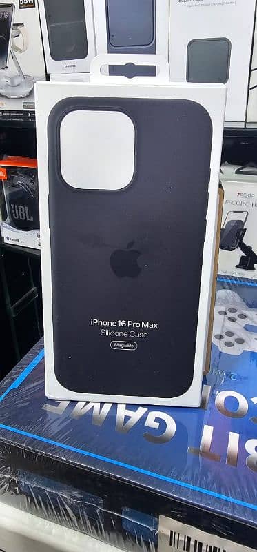 Iphone 16 pro and 16 pro max cases 3