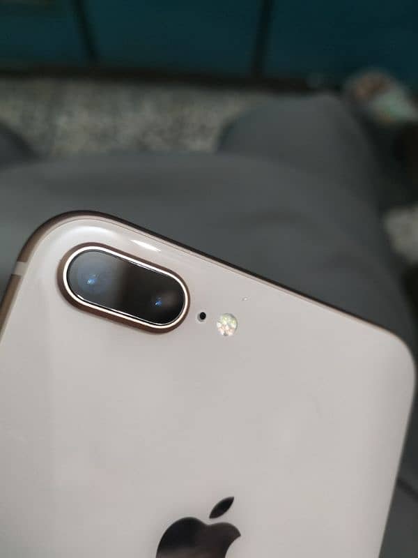 iPhone 8 plus 64 Gb gv 5