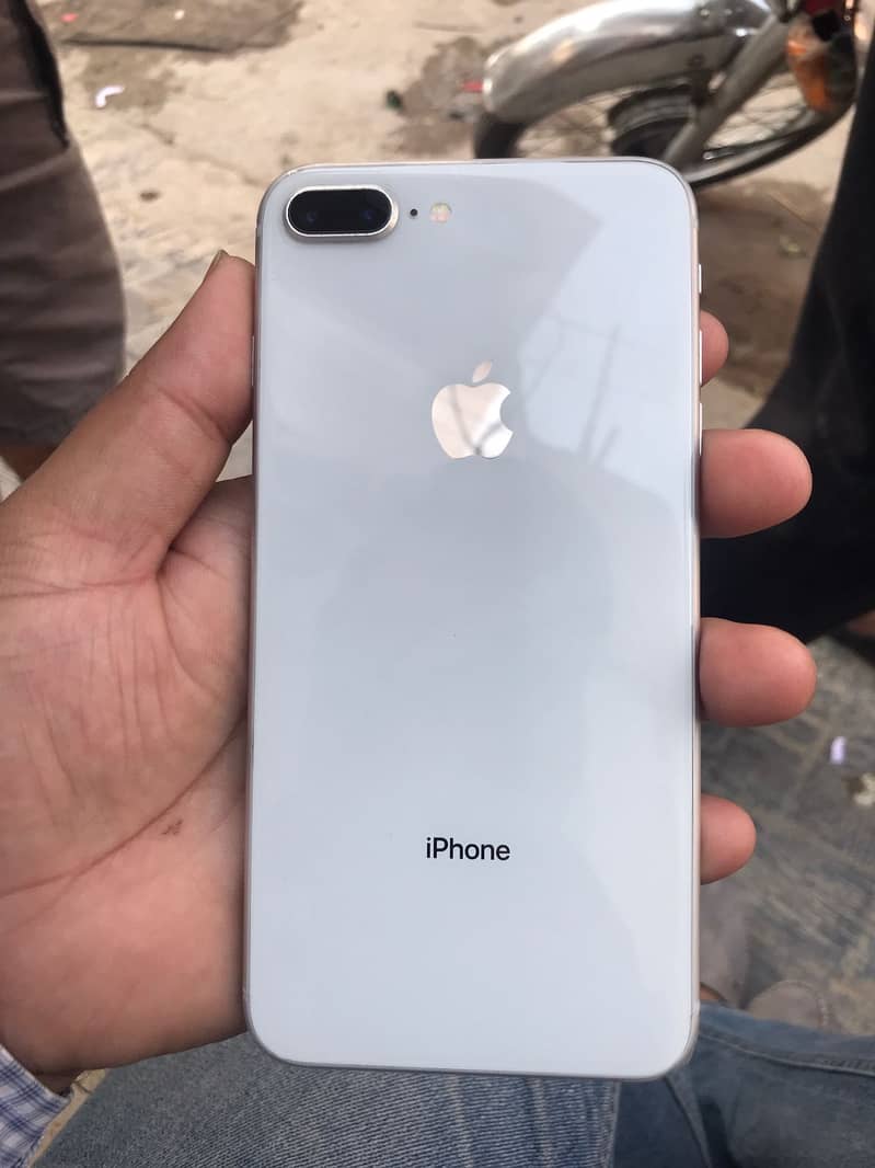 iPhone 8 Plus PTA 1