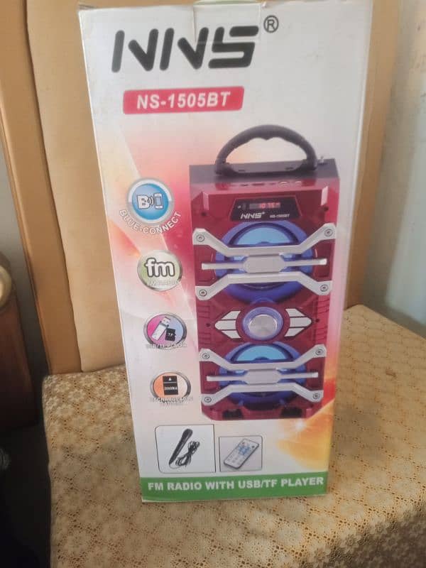 Loud speaker with Bluetooth , FM radio  speaker with mic available 0