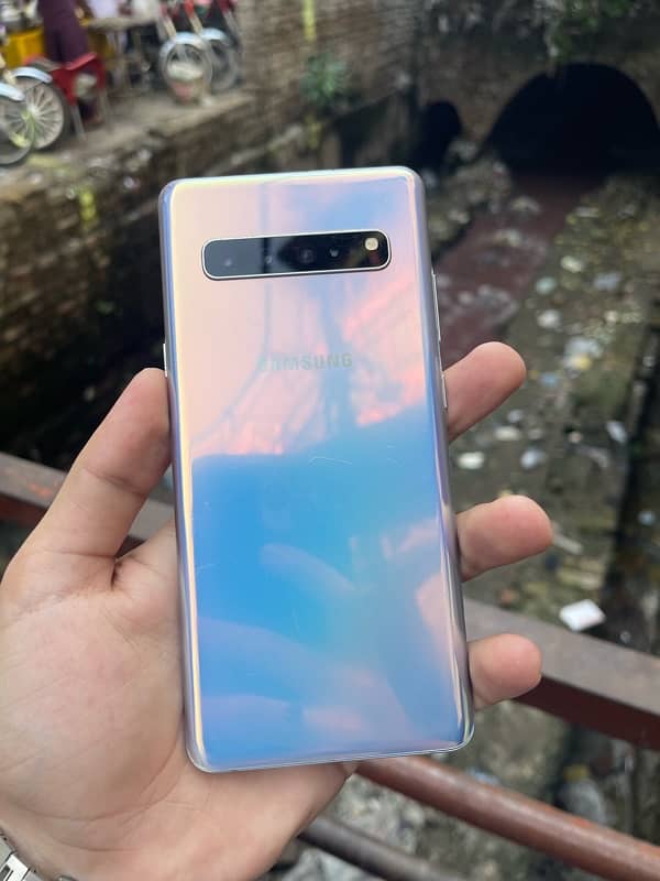 Samsung s10 plus 5g 8/256 10/10 2