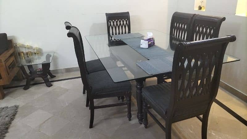 Dining table for sale 2