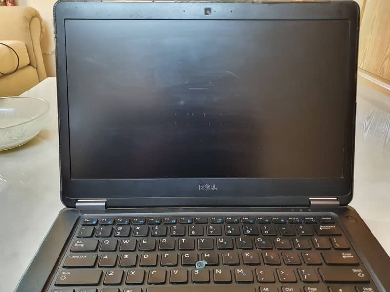 Dell Latitute E7450 Core i5-5th 4/256 GB 1