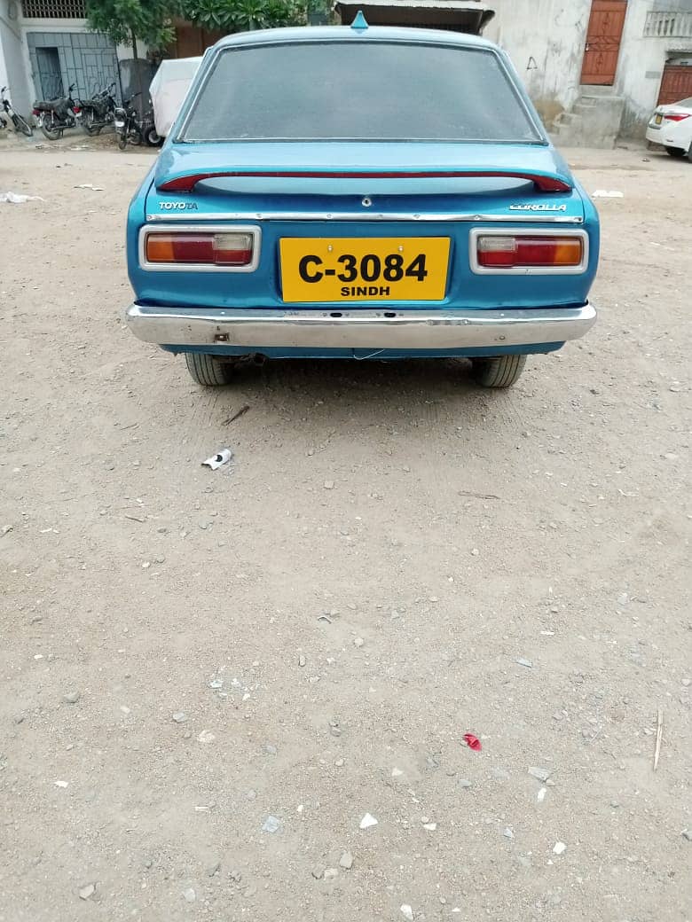 Toyota Corolla 76 2