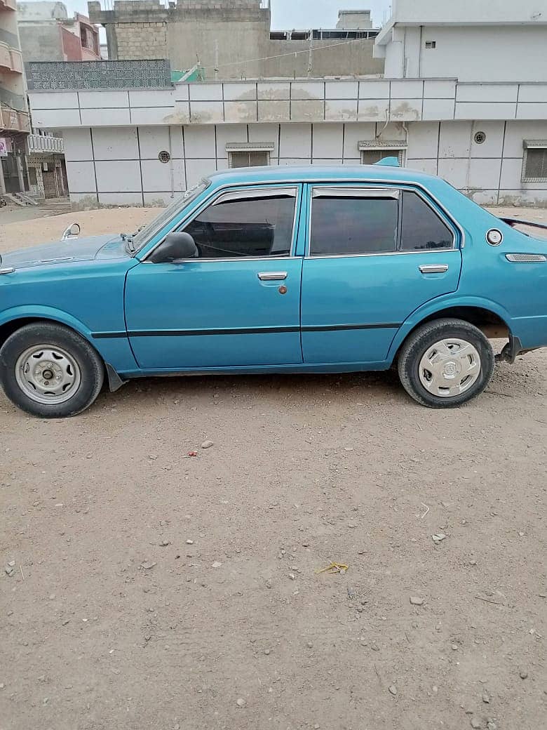 Toyota Corolla 76 8