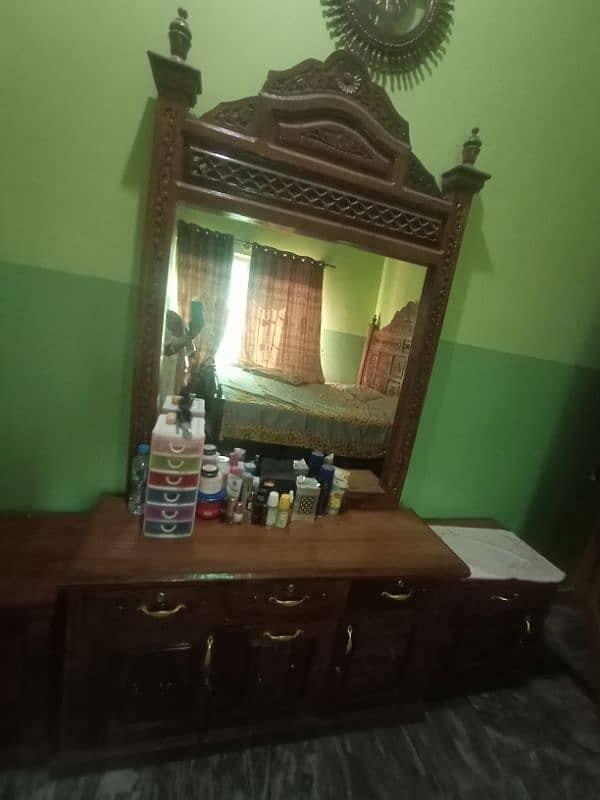 Dressing Table 1