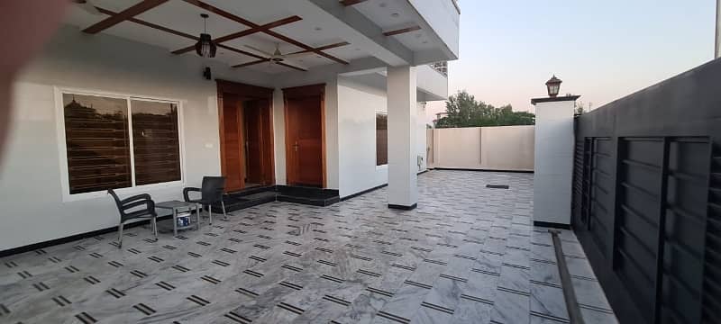 1 KANAL UPPER PORTION FOR RENT WITH GAS IN CDA  SECTOR F 17 MPCHS ISB 0