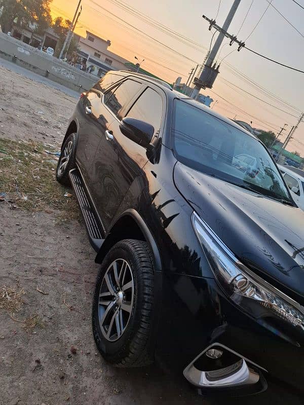 Toyota Fortuner 2019 3