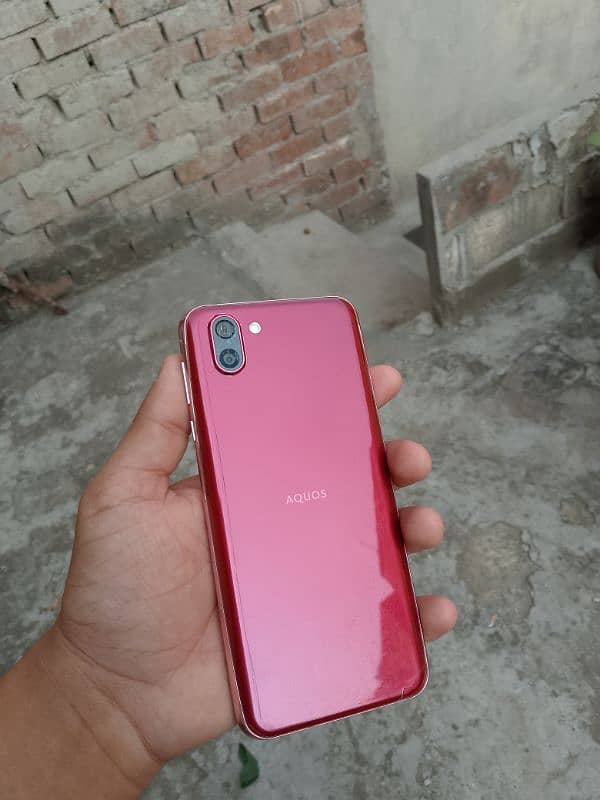 Aquos R2 Non Pta 1