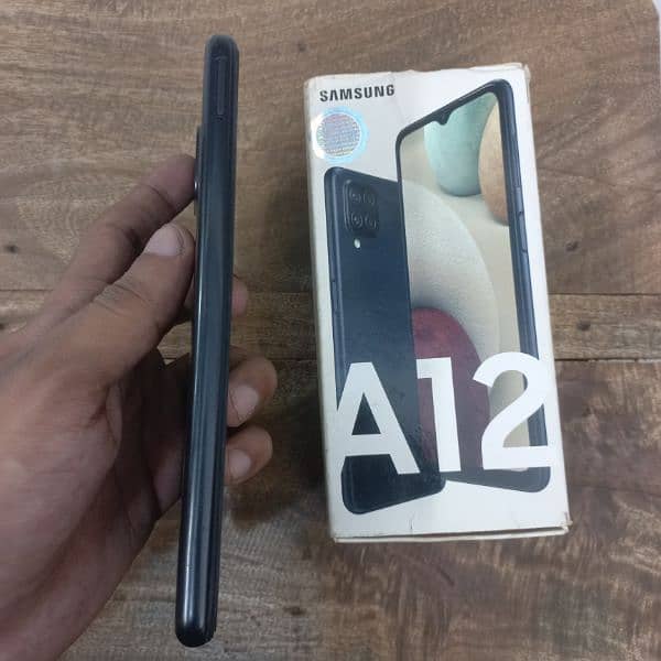 samsung a12 4/64 with box 4