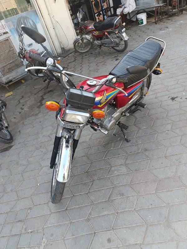 honda 125 2005 model 10/10 1