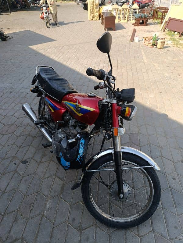 honda 125 2005 model 10/10 2