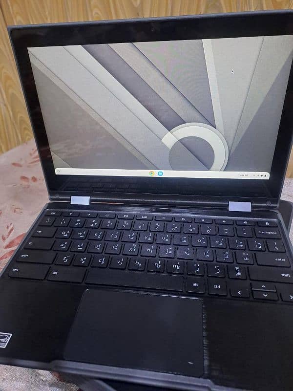 Lenovo Chromebook touchscreen 3