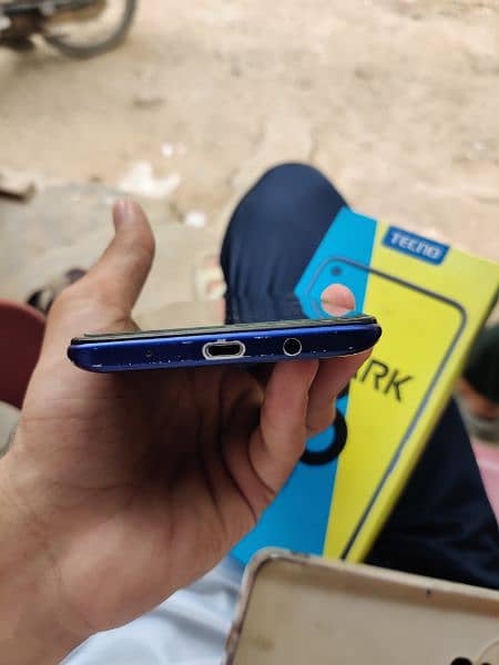 Tecno spark 6 ram. memory 4/64 4