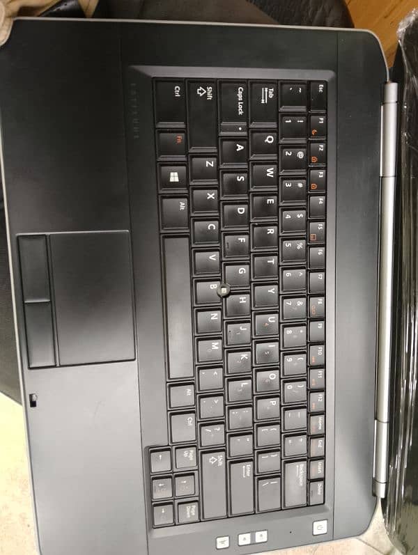 Dell pc core I5 2nd generation 3