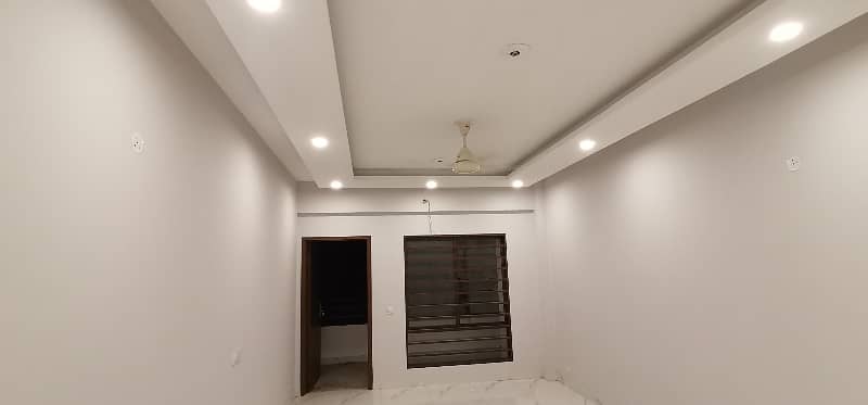 Metropolis Residency Flat For Rent 21