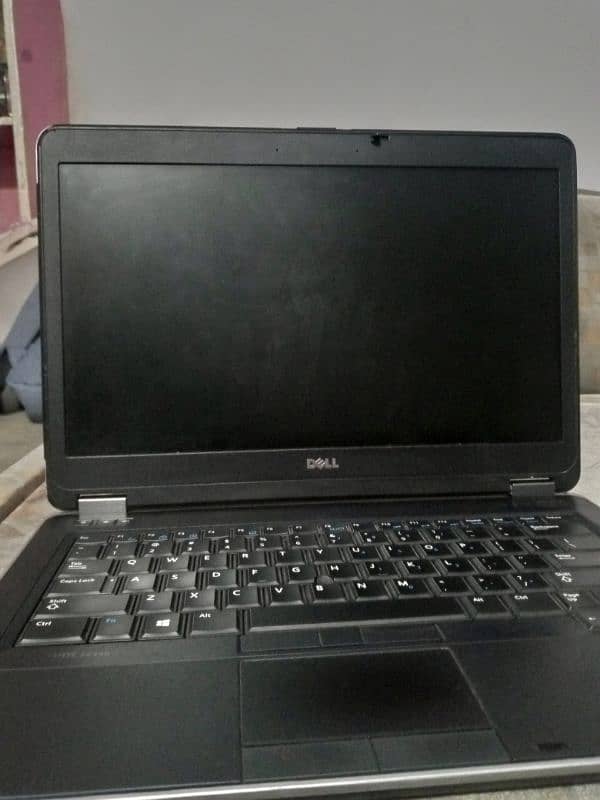 Dell Laptop 4