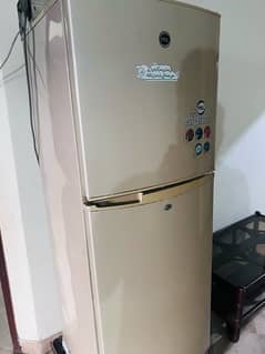 PEL FRIDGE FOR SALE 250 Litter capacity in perfect condition