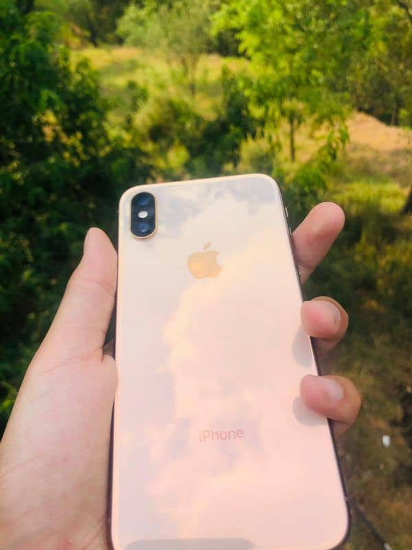 Iphone XS 64 GB NON PTA 5