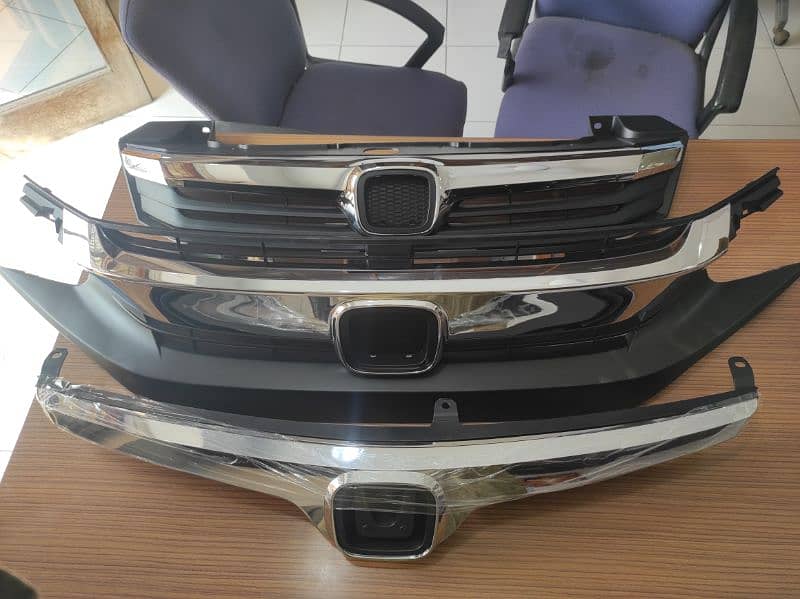 Honda  Show Grills and Lower Bumper Grills 1