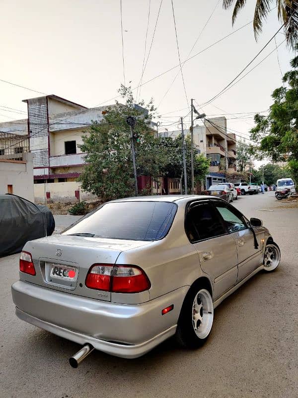 Honda Civic EXi 2000 5