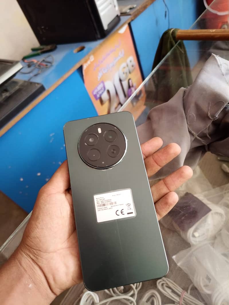 realme 12 8 256 full box 10 by 10 condition 1