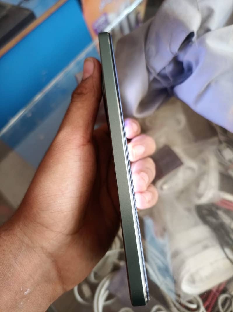 realme 12 8 256 full box 10 by 10 condition 3