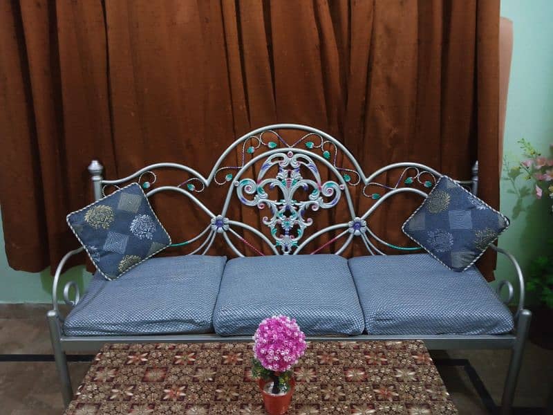 iron sofa set for sell 0