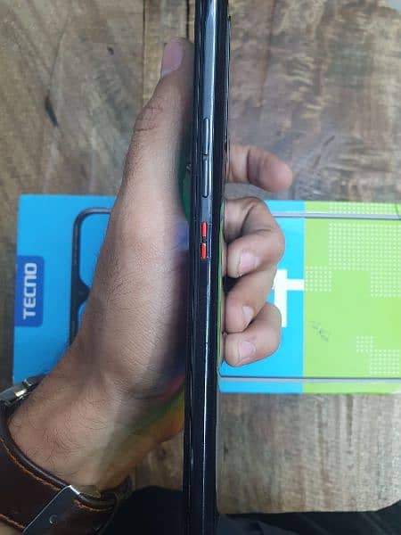 Tecno poviour 4 pro with box 3