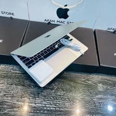 macbook Pro 2020 M1 Chip 13”inch 16Gb Ram 1Tb SSD