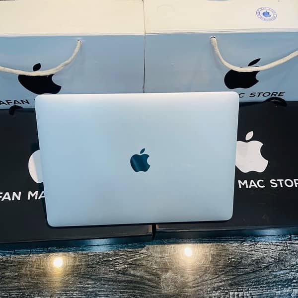 macbook Pro 2020 M1 Chip 13”inch 16Gb Ram 1Tb SSD 1