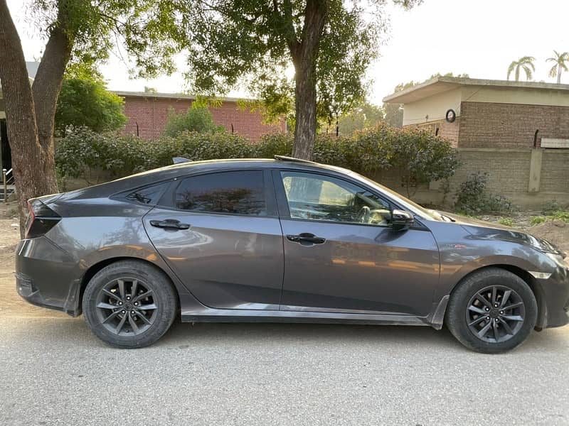 Honda Civic Oriel 2019 3