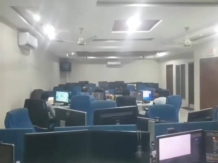 7 Marla 1st Floor Office For Rent In DHA Phase 2,Block Q, Reasonable Price And Suitable Location for Marketing Work Pakistan Punjab Lahore. 3