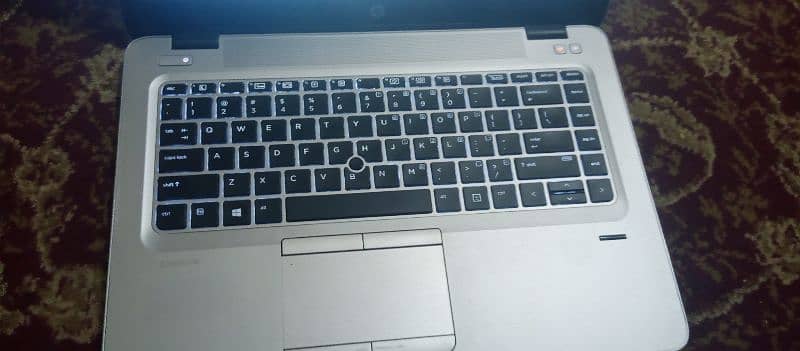 Laptop hp i5 7th generation. . . New Hi hai Home Used hai. . . 4