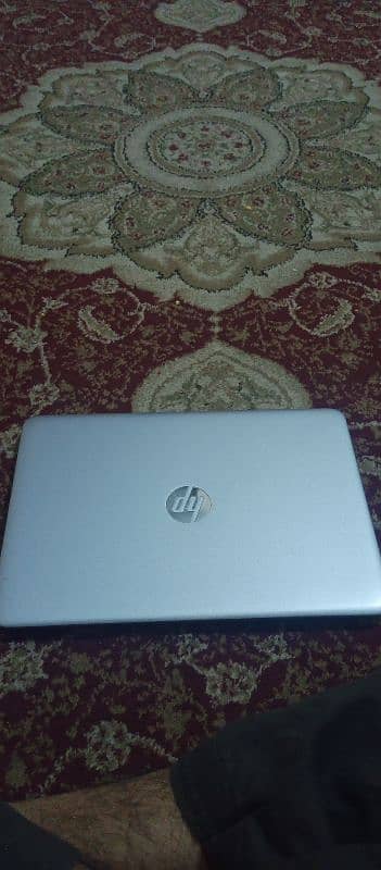 Laptop hp i5 7th generation. . . New Hi hai Home Used hai. . . 7