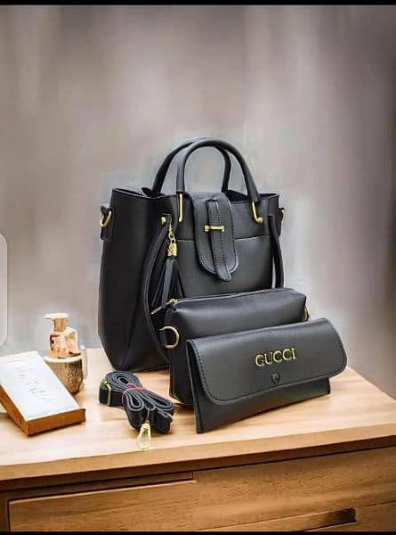 Gucci Hanging bag ll Gucci Hang set bags 12