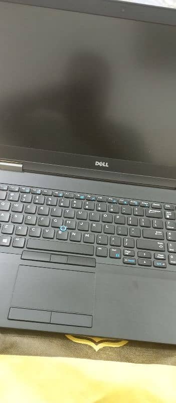 Dell Precision 3510 0